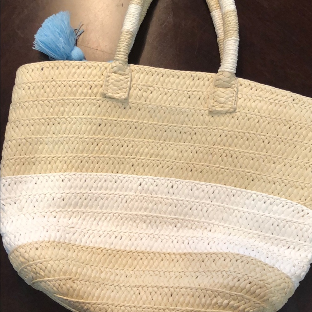 Altru woven tote - Picture 3 of 3